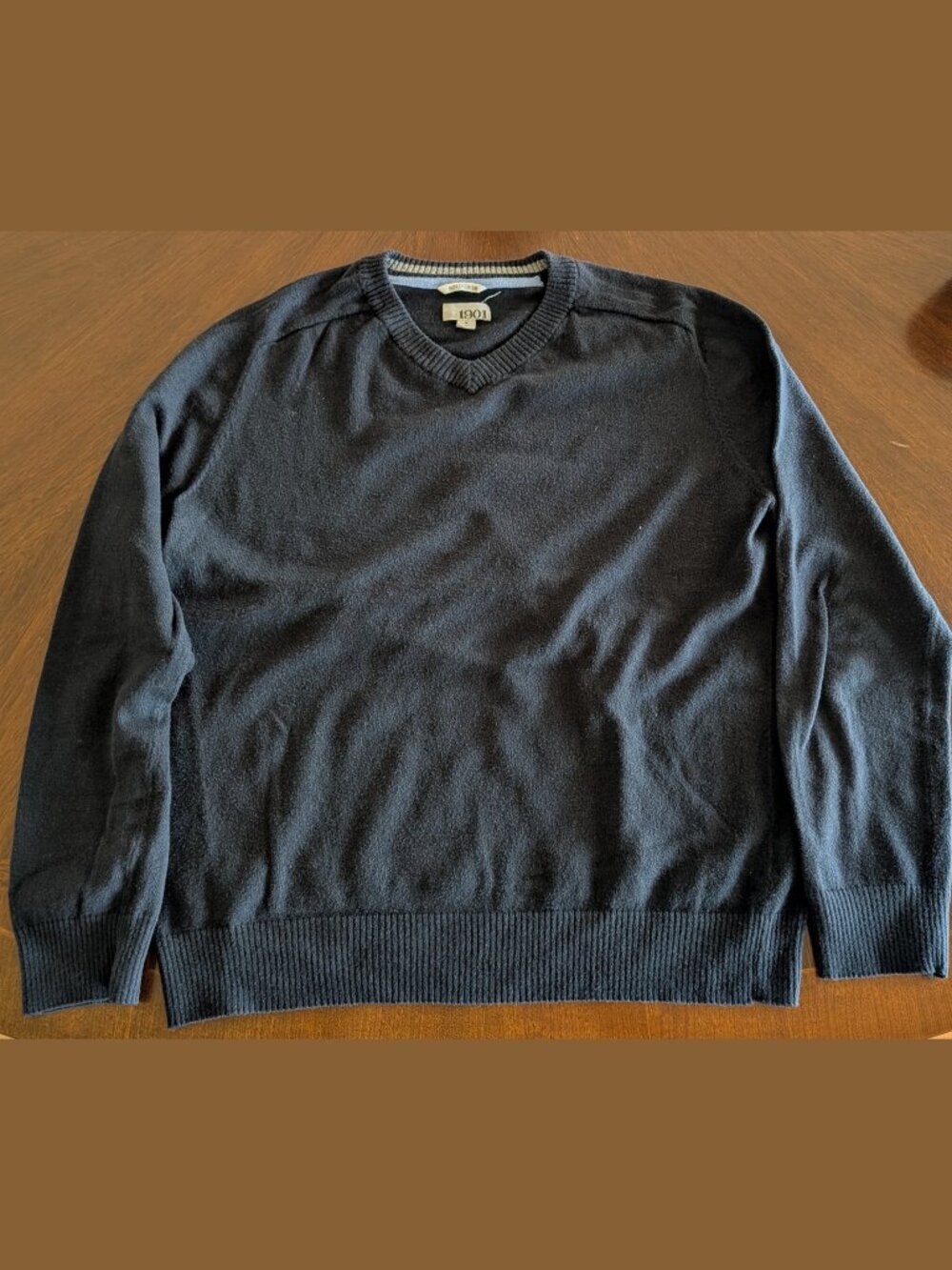 Nordstrom Navy Blue Merino Wool V-Neck Sweater Size Medium M